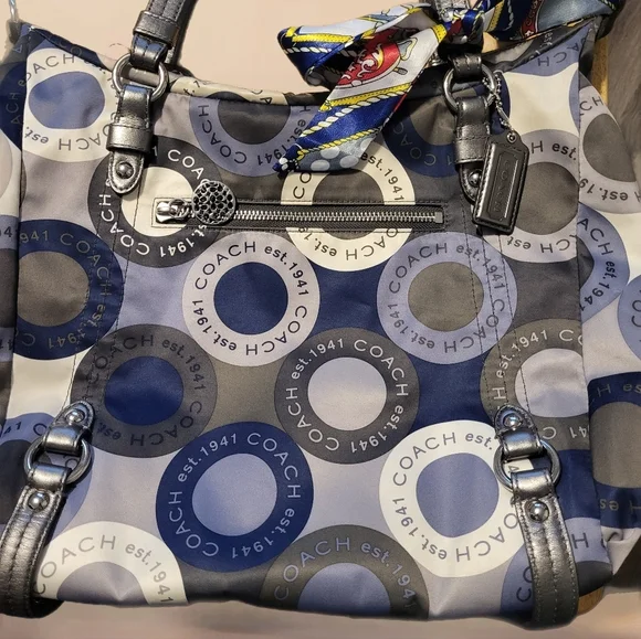Coach Snaphead Print SATEEN Alexandra 3 Way Bag. Navy Silver , Grey.